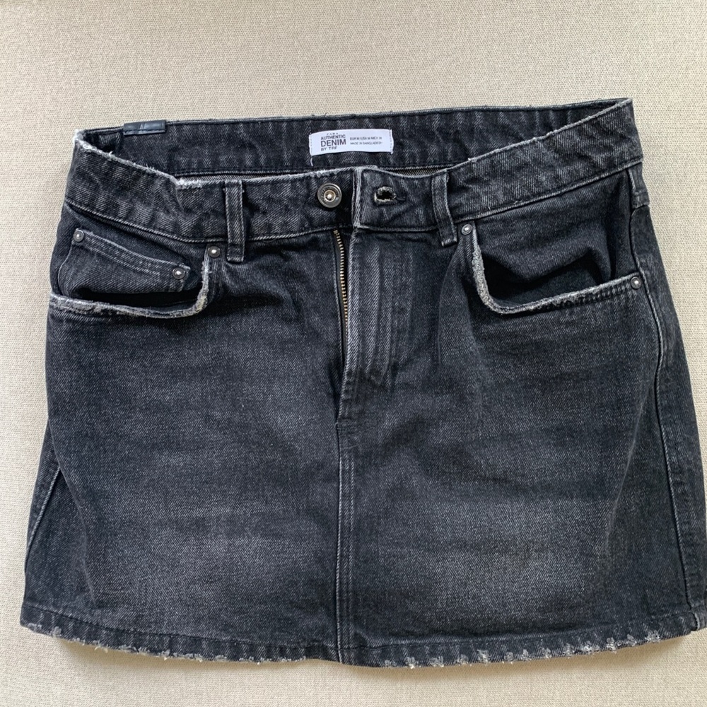 Zara black denim mini skirt. Size Medium.